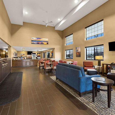 Comfort Inn Ludington Near Us-10 Ngoại thất bức ảnh