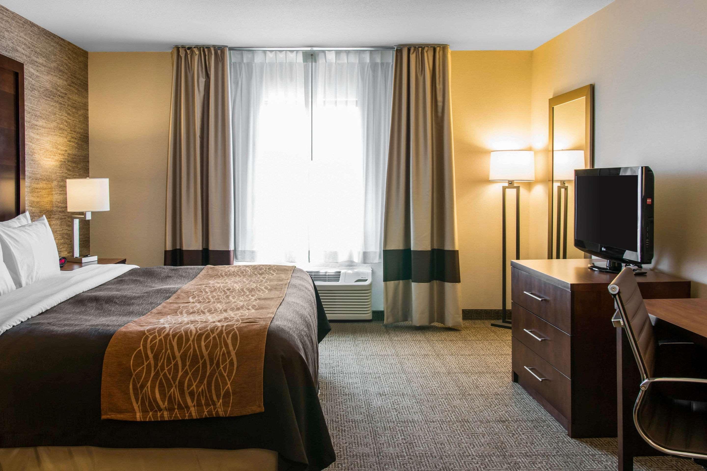 Comfort Inn Ludington Near Us-10 Ngoại thất bức ảnh