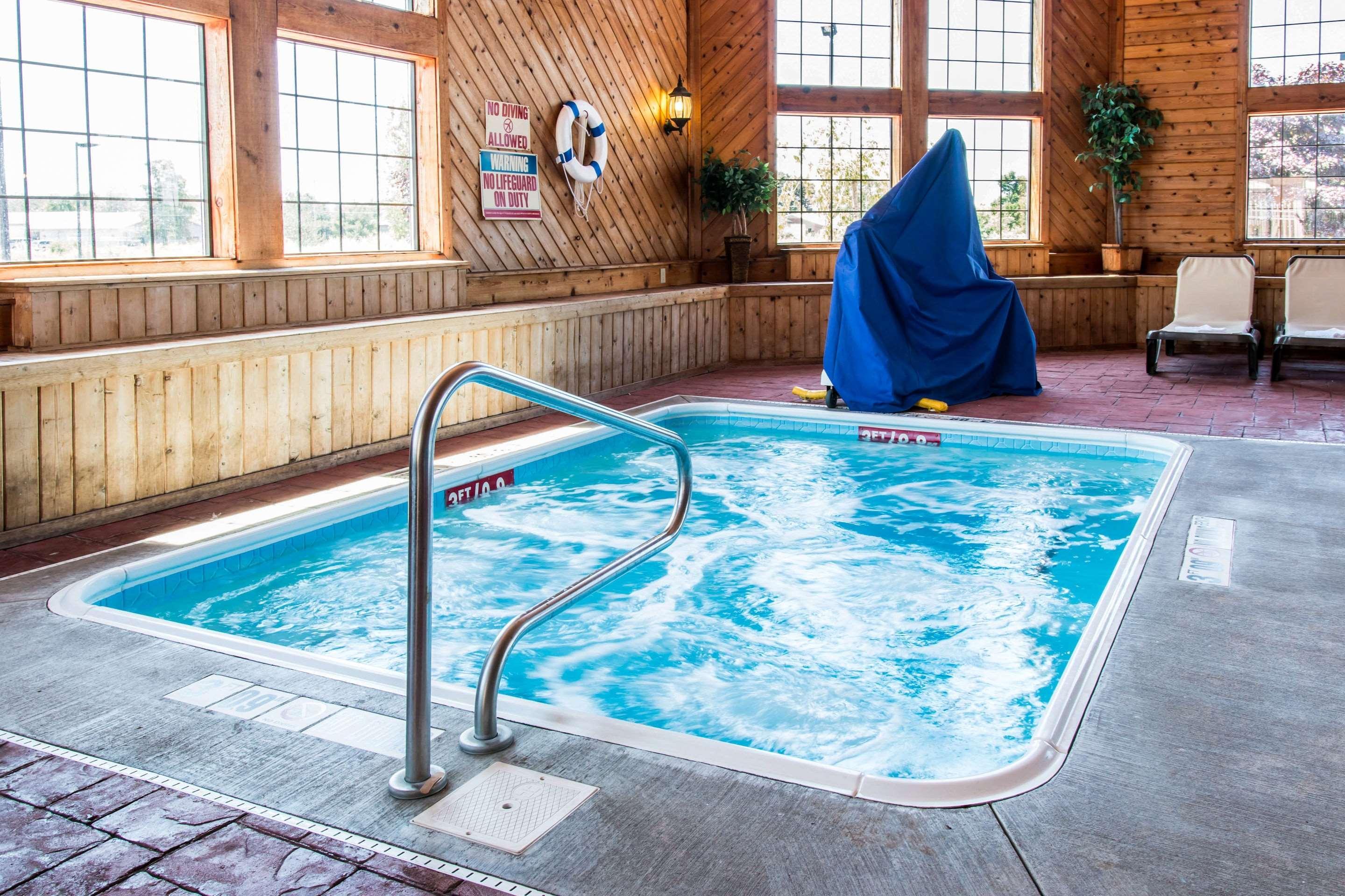 Comfort Inn Ludington Near Us-10 Ngoại thất bức ảnh