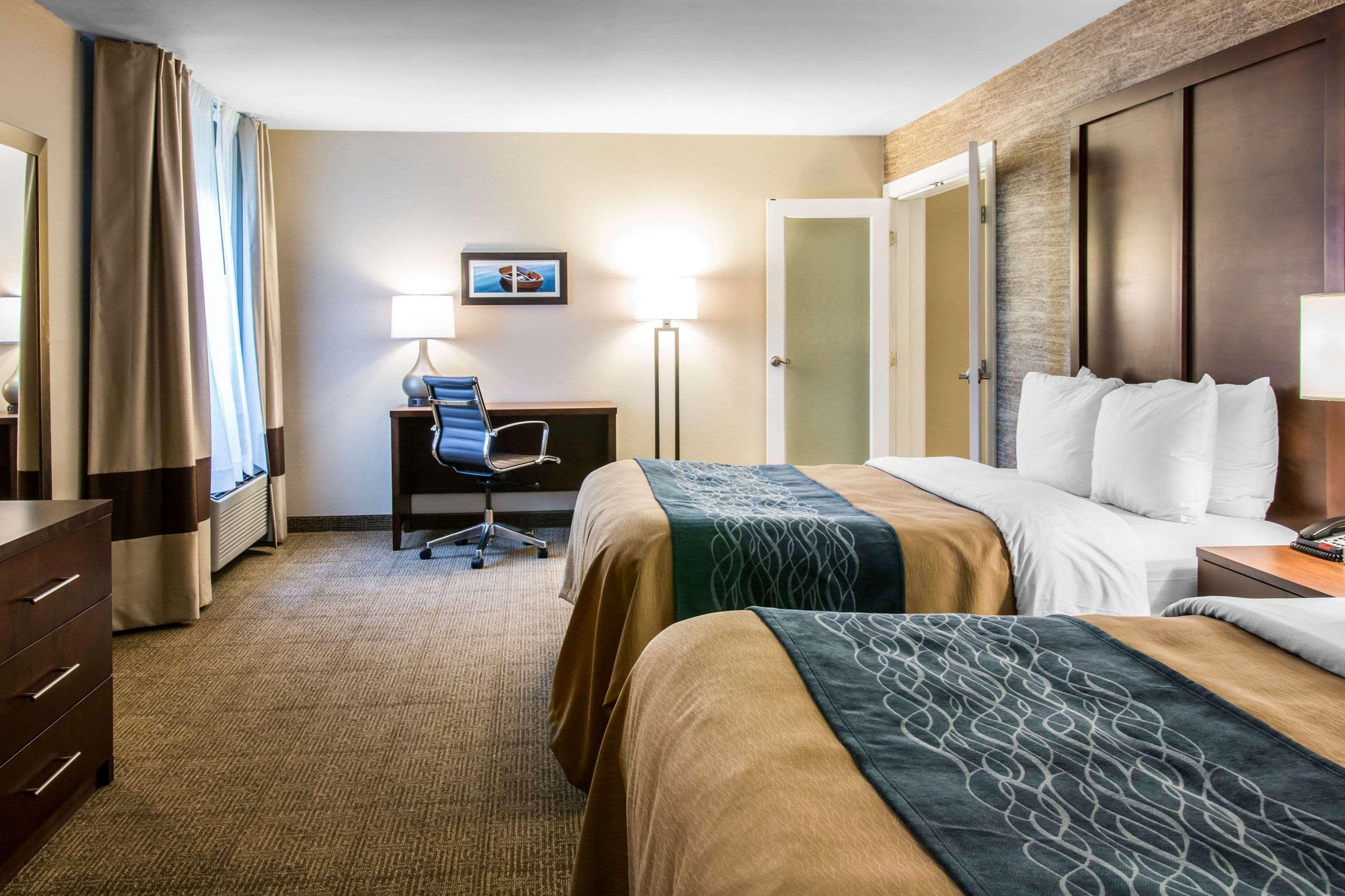 Comfort Inn Ludington Near Us-10 Ngoại thất bức ảnh