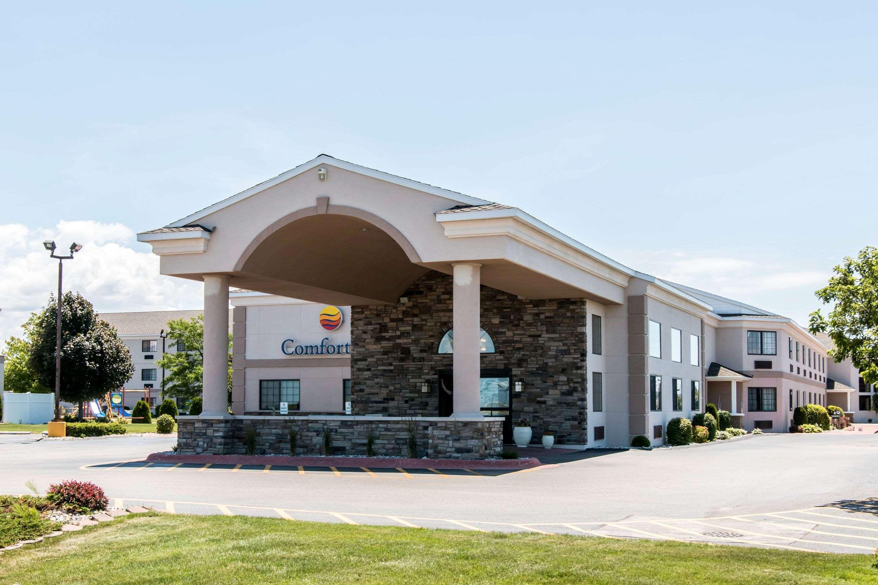 Comfort Inn Ludington Near Us-10 Ngoại thất bức ảnh