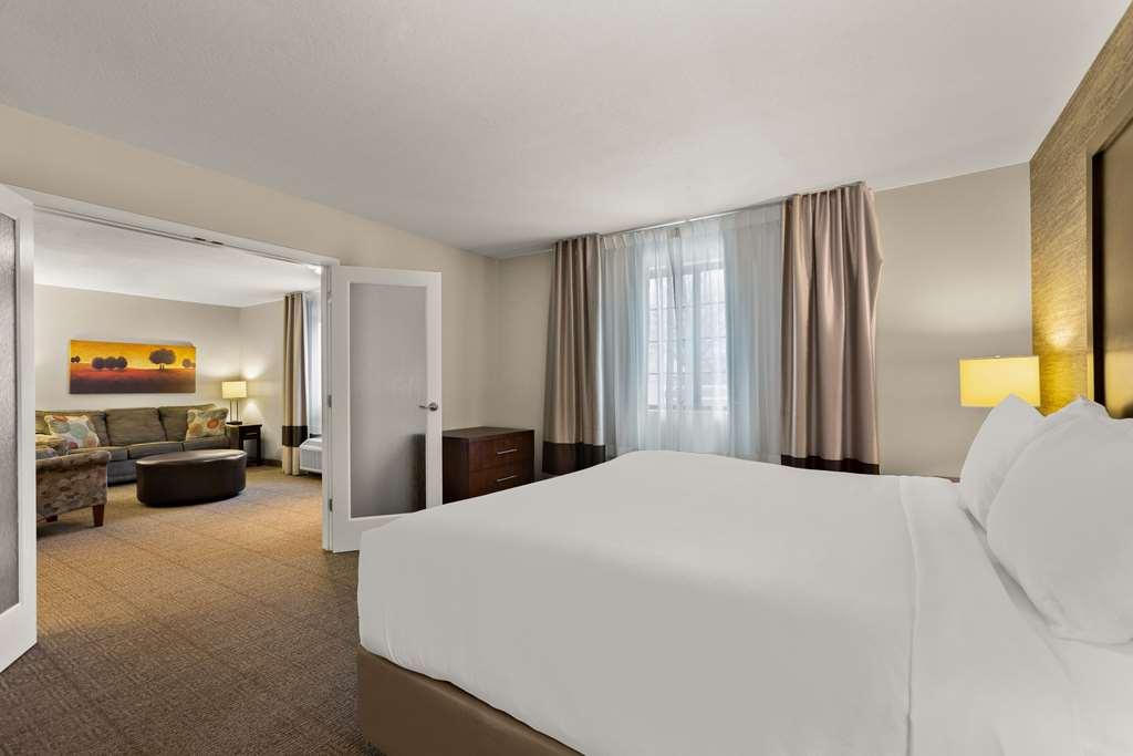 Comfort Inn Ludington Near Us-10 Phòng bức ảnh