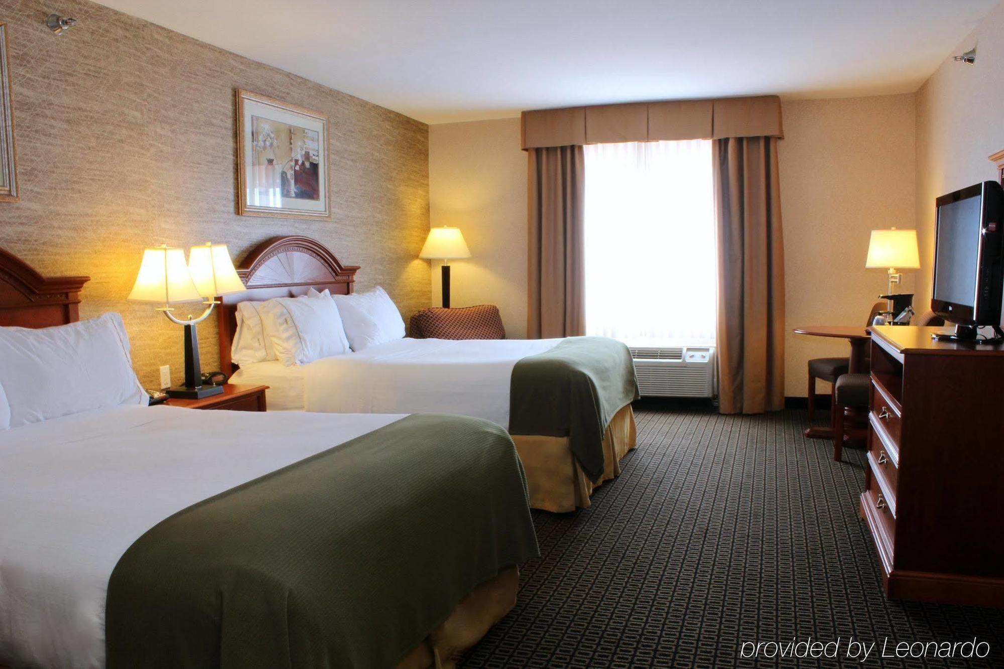Comfort Inn Ludington Near Us-10 Ngoại thất bức ảnh
